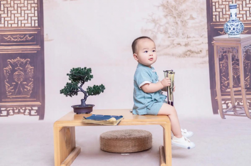新野孕妇肚子上的黑线